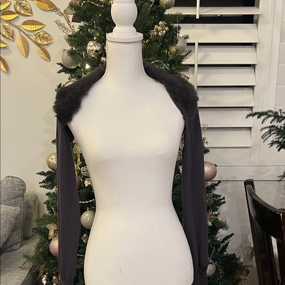 NWOT Kocca S Vintage Elegant Black Fur-Trimmed Women's Open Bolero Cardigan - Picture 2 of 6